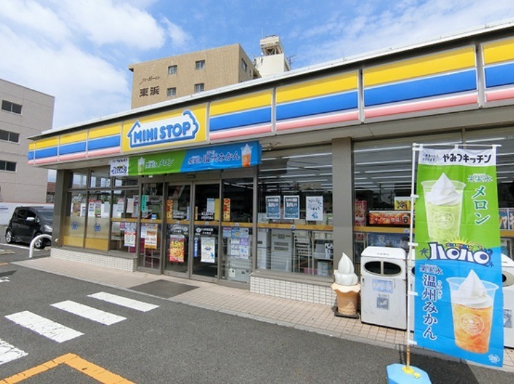 （仮称）栗真町屋町学生アパートメントB コンビニ