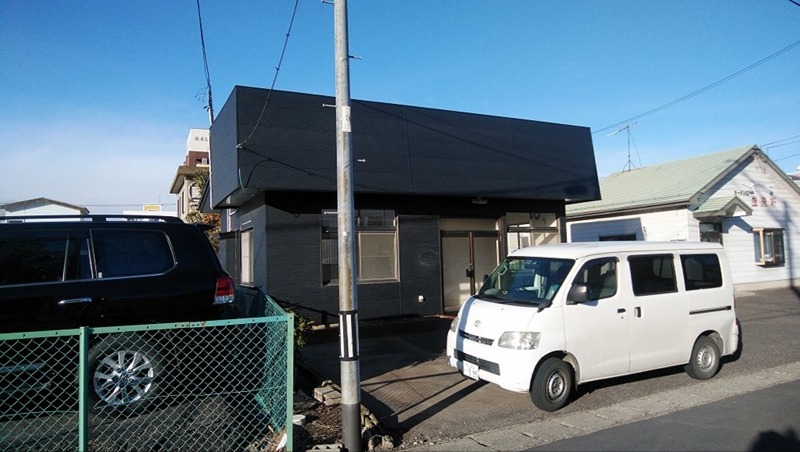 佐藤事務所 駐車場