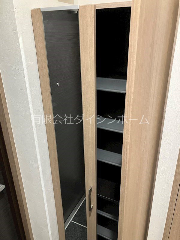 ファーストレジデンスおゆみ野 玄関