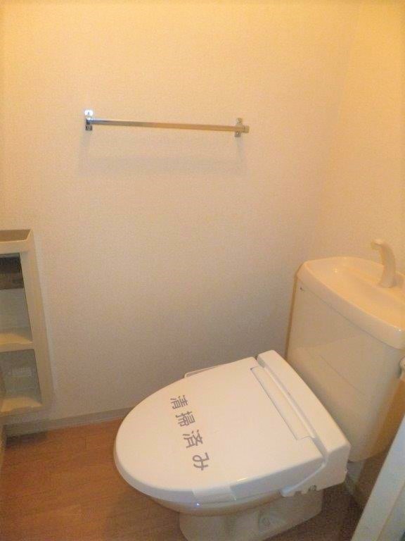 千葉県千葉市緑区おゆみ野中央８丁目 トイレ