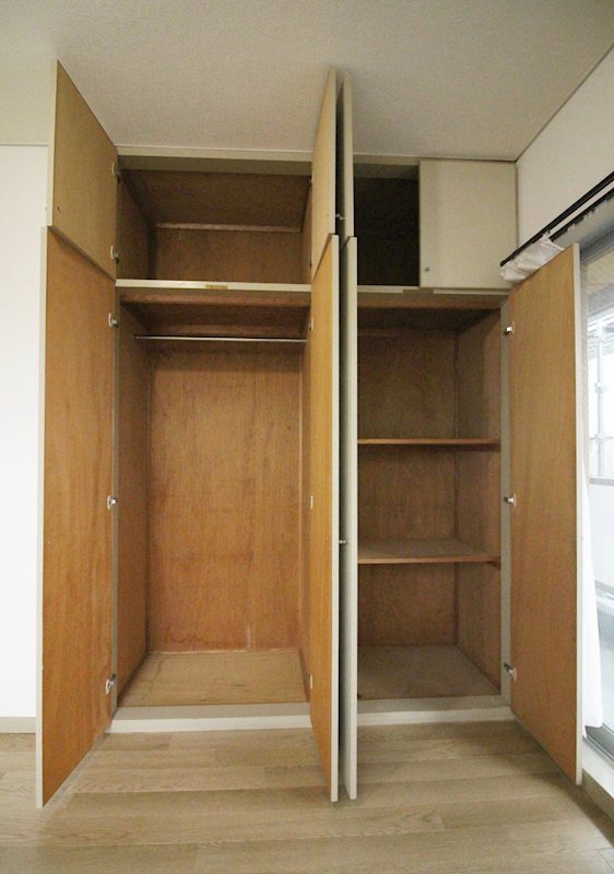 パミール香貫 収納