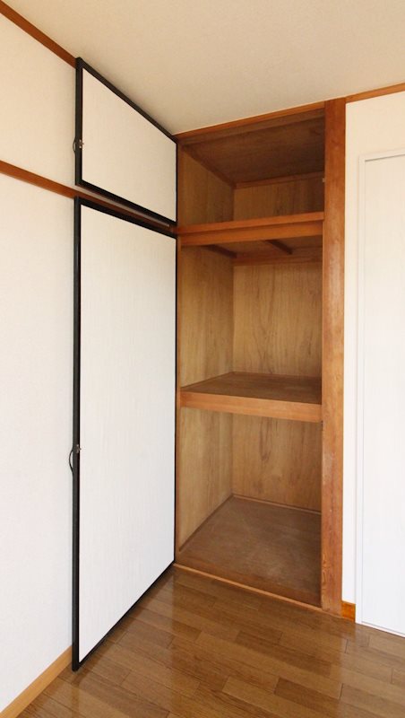 シティハイツ若葉 収納
