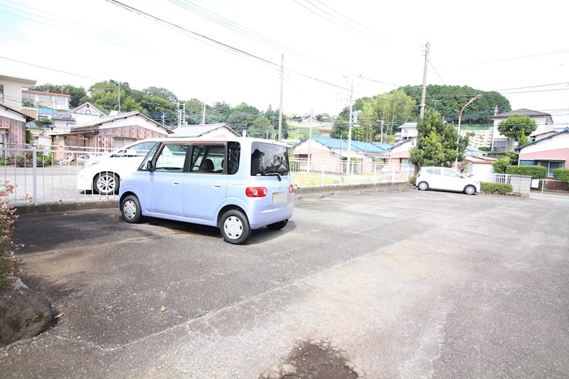 ペアシティ榊 駐車場