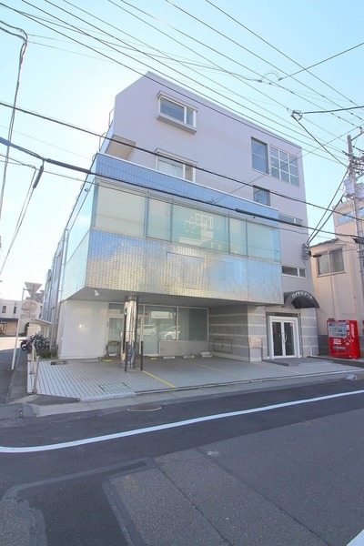 ロイヤルアウル 外観