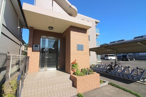 ブセナテラス エントランス