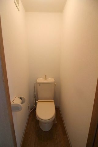 ヴィラコンテッサ原 トイレ