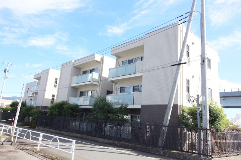 アンジェパティオ函南 外観