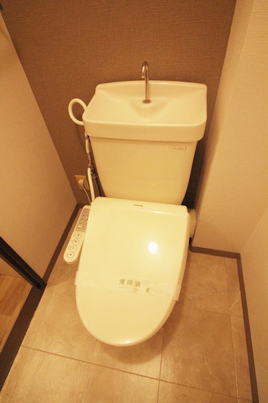 アヴニールドゥモエ トイレ
