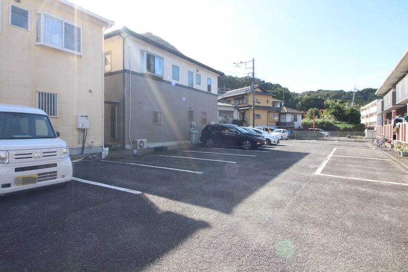 セジュールヤマト 駐車場