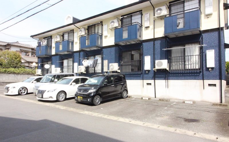 ハイコーポ柳郷地C 駐車場