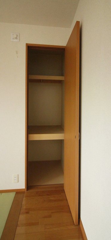 神山平戸建 収納