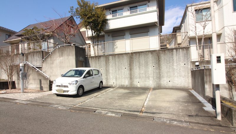 神山平戸建 駐車場