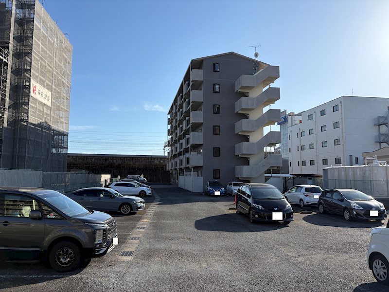 第2渡辺ビル 駐車場