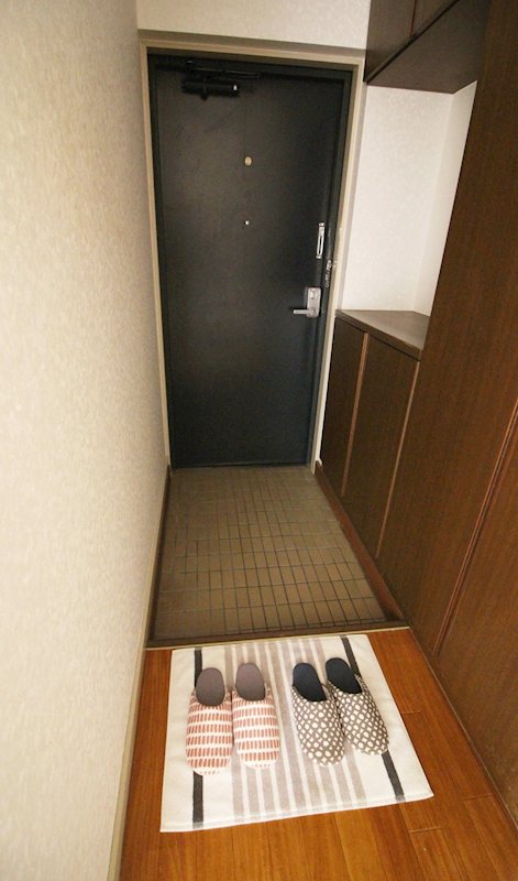 パミール香貫 玄関
