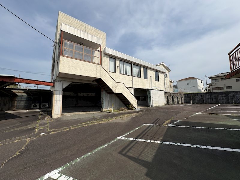 函南町平井貸テナント 外観