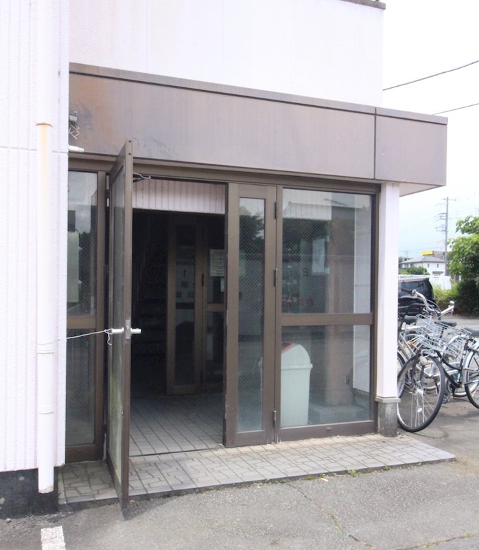 レスパーニャよしのA エントランス