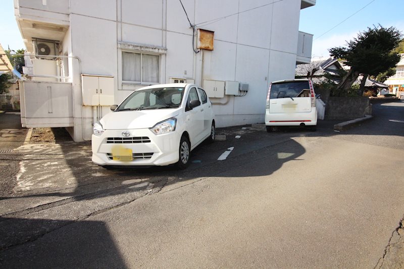 エムステージ伊山 駐車場