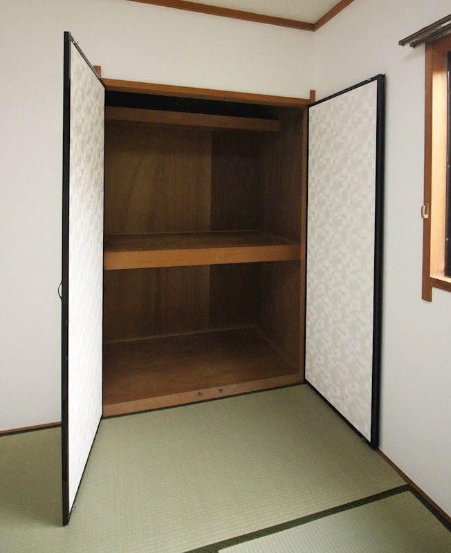 ソワサント大岡 収納
