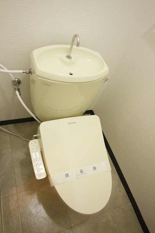 リバーサイド中島B トイレ