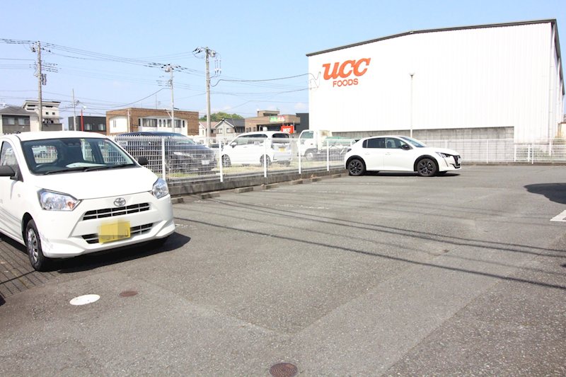 コーポしろかね 駐車場