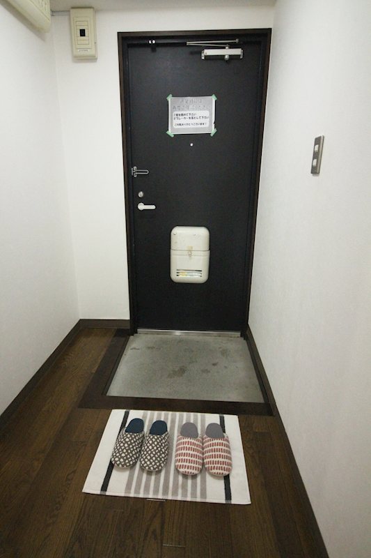 コーポしろかね 玄関