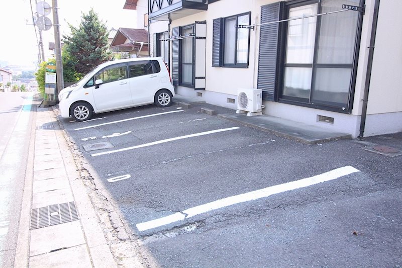 エフハイム 駐車場
