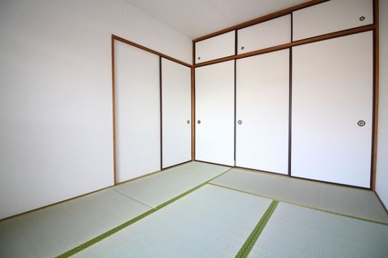 アヴニールドゥモエ その他