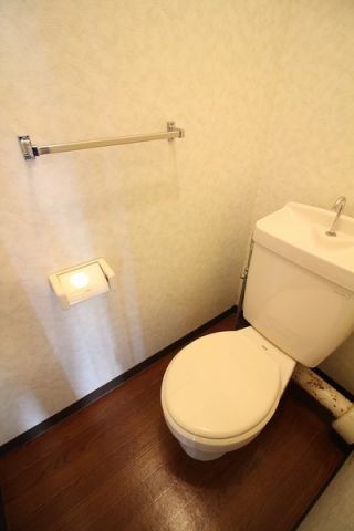 アヴニールドゥモエ トイレ