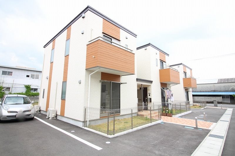 グランディール 外観