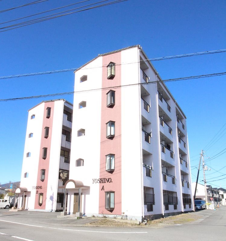 レスパーニャよしのA 外観