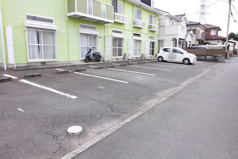 ハウス柏木 駐車場