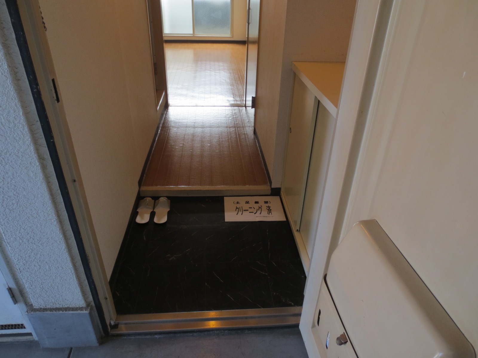 アンピエス難波 玄関