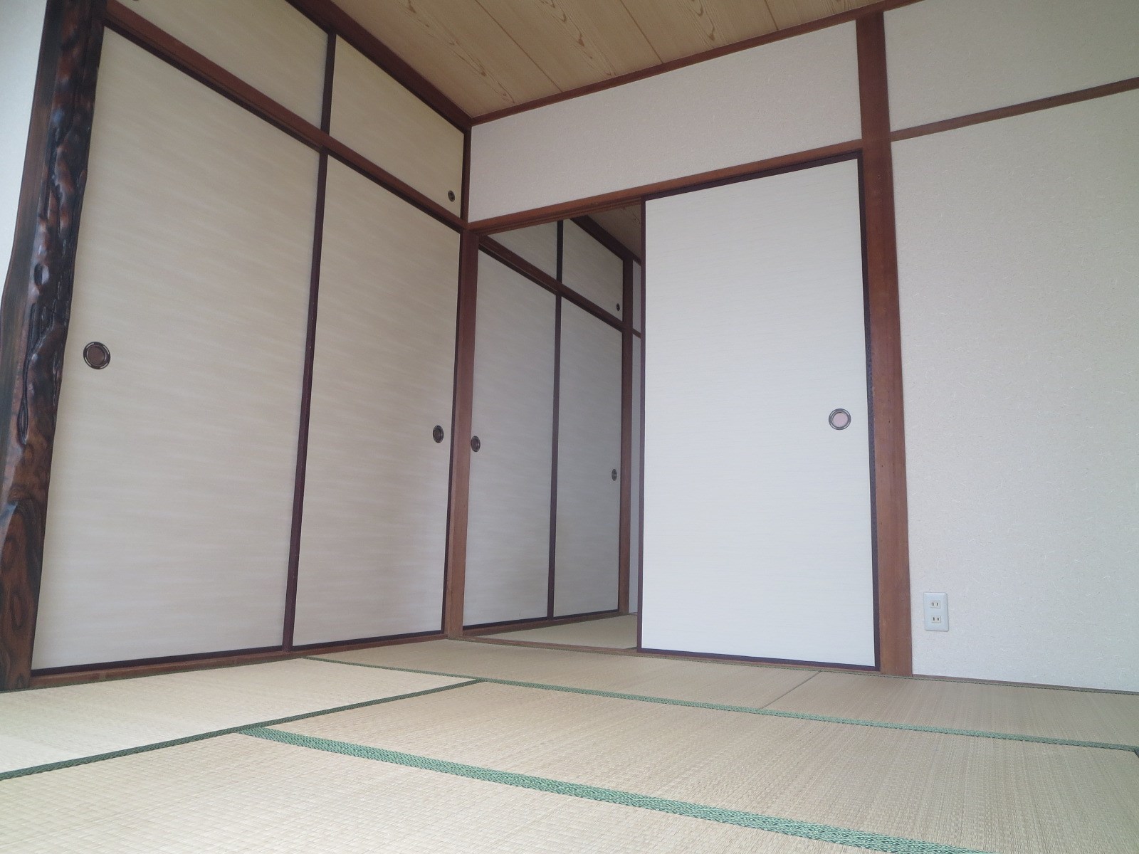 なにわハイツ ベッドルーム