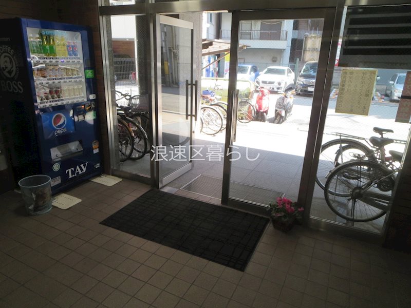 大国町 ザ・クロス シティ タワー（30階建・高さ約100m・190戸）2023年8