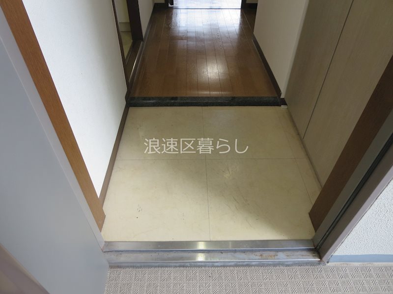Ｍプラザ難波駅前 玄関