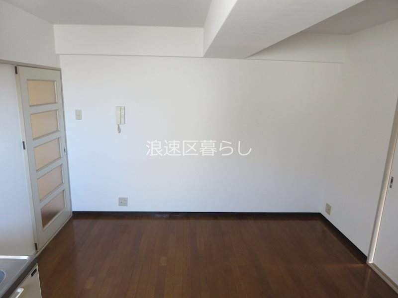 第二生駒ビル リビング
