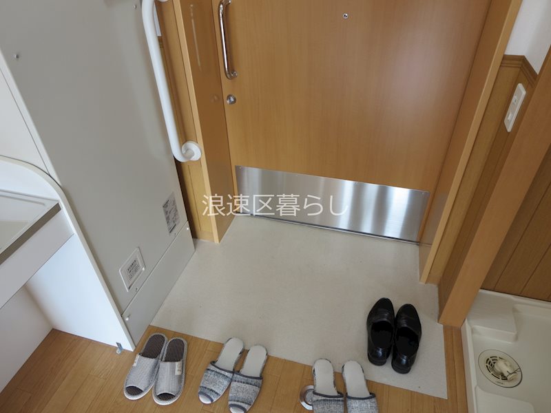 アートプラザ日本橋東 玄関