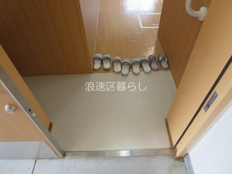 アートプラザ日本橋東 玄関