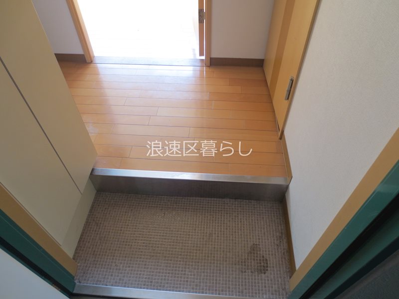 ジェイプライド難波南 玄関