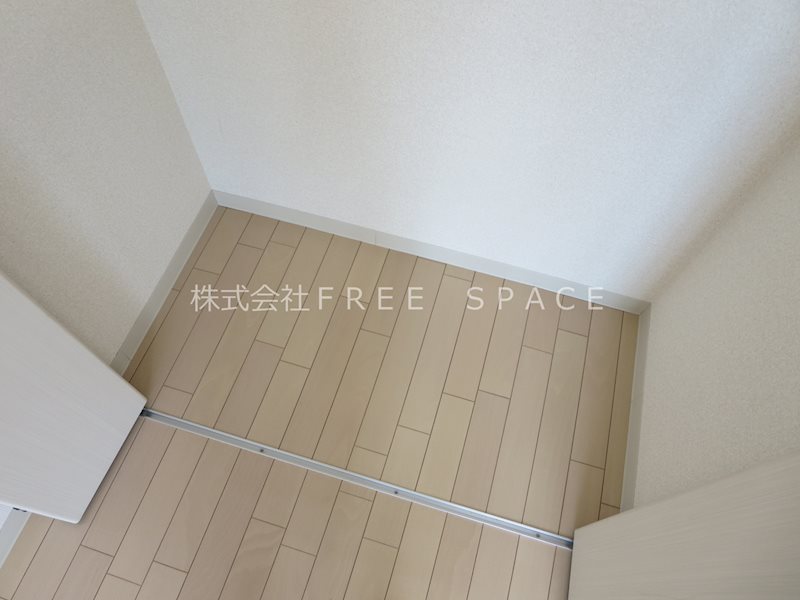 エステムプラザ難波ＷＥＳＴリバークロス その他