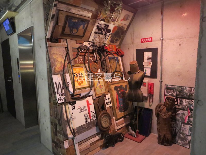 Wolf Pack Apartment その他