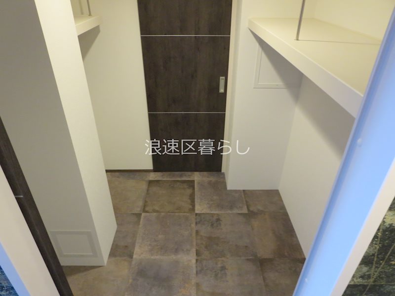 Wolf Pack Apartment その他