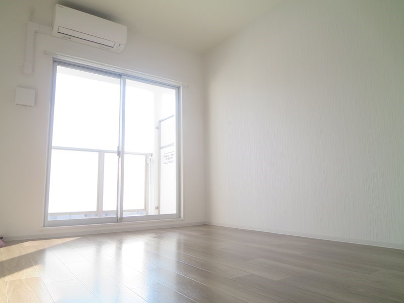 LIVAZ NAMBA AIRY その他