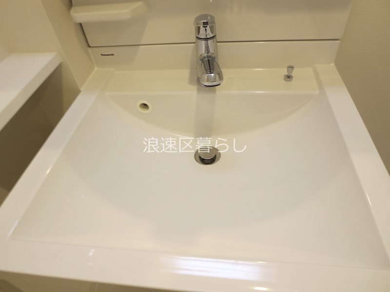 THE  MUSIC  COURT その他