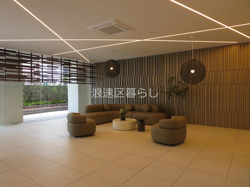 THE  MUSIC  COURT その他