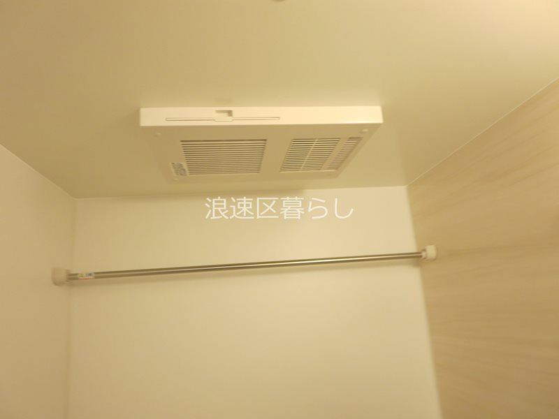 THE  MUSIC  COURT その他