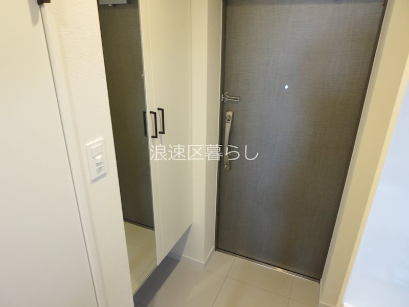 THE  MUSIC  COURT その他