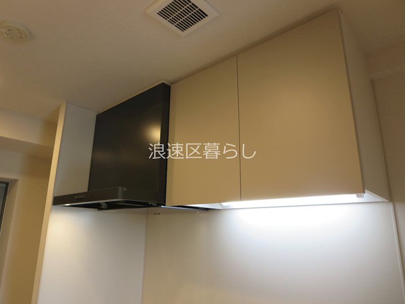 THE  MUSIC  COURT その他