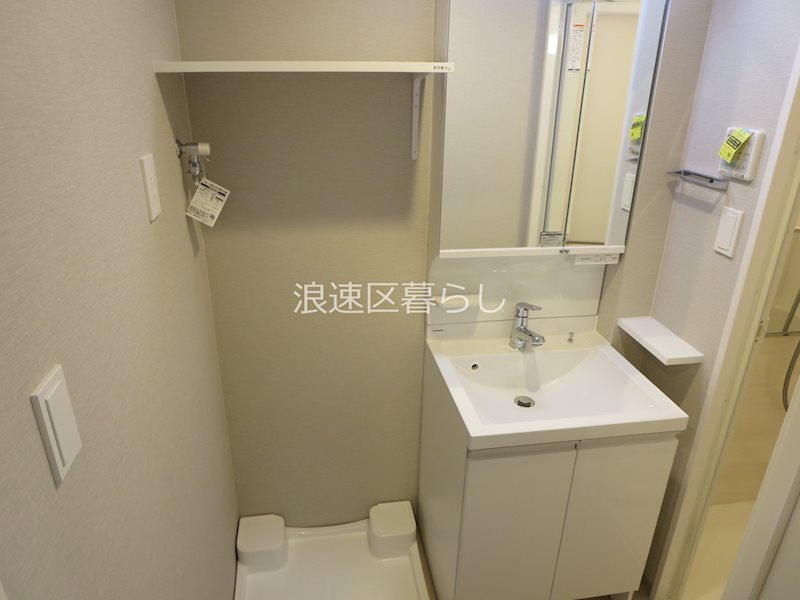 THE  MUSIC  COURT その他