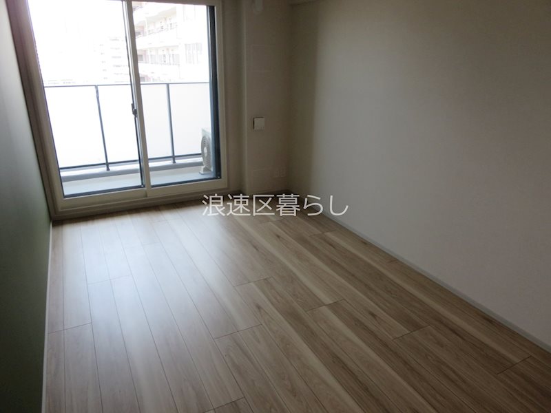 THE  MUSIC  COURT その他